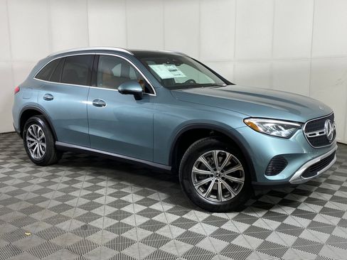 Used 2026 Mercedes-Benz GLC 300 4MATIC image 6