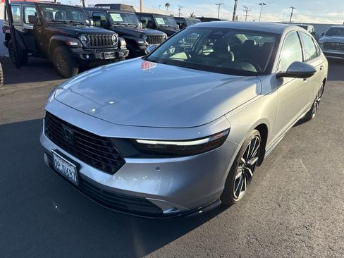Used 2024 Honda Accord Touring image 1