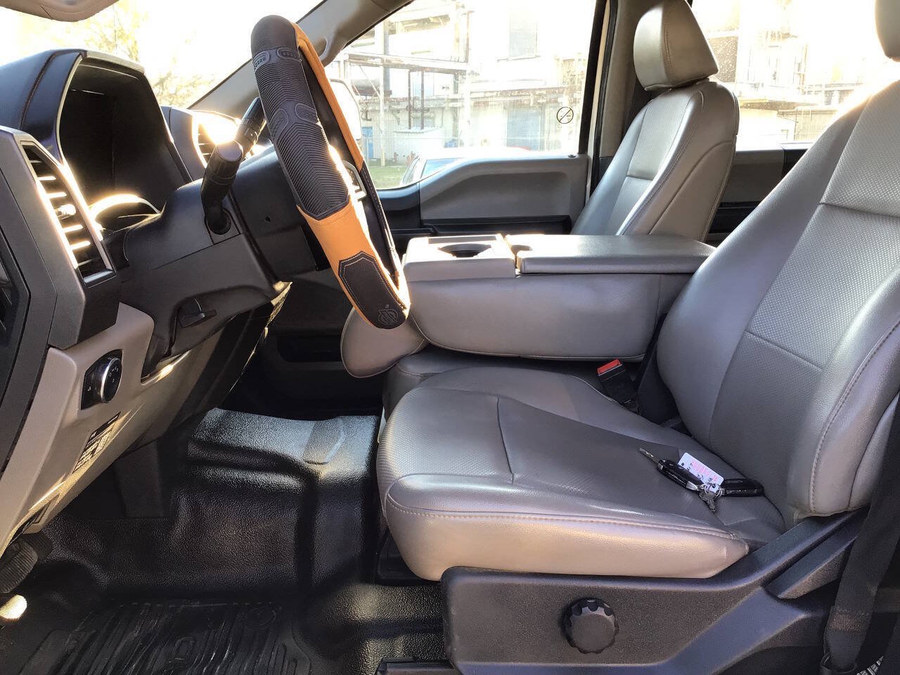 Used 2022 Ford F250 XL w/ Power Equipment Group AWD/4WD image 35