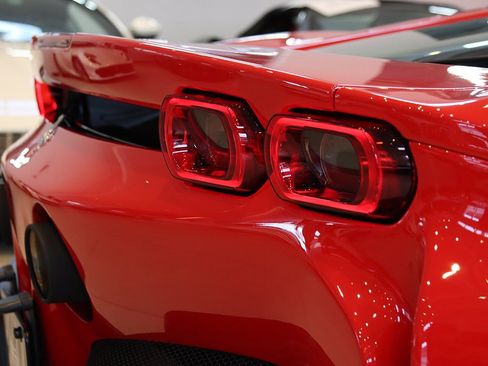 Certified 2022 Ferrari SF90 Spider image 32