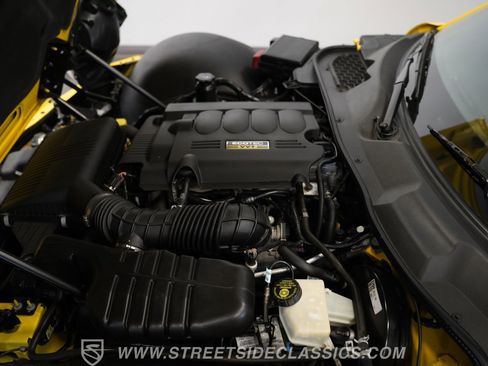 Used 2009 Pontiac Solstice Coupe w/ Premium Package image 4