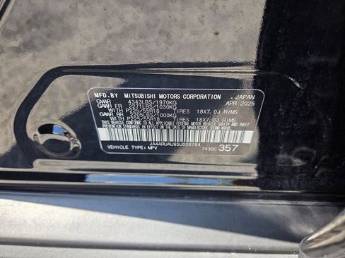 Used 2025 Mitsubishi Outlander Sport ES AWD/4WD image 19
