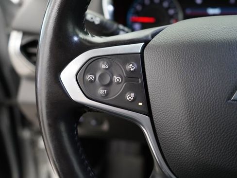 Used 2020 Chevrolet Traverse RS AWD/4WD image 19