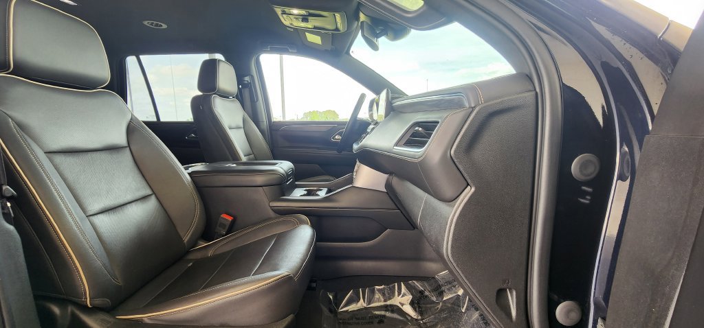 Used 2023 GMC Yukon SLT AWD/4WD image 28