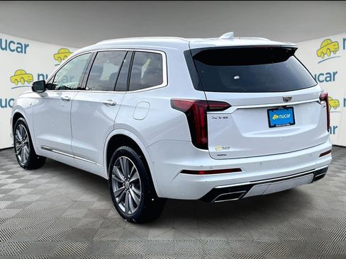 Used 2023 Cadillac XT6 Premium Luxury w/ Technology Package image 4