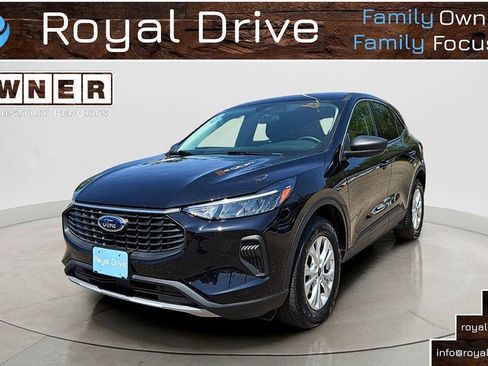 Used 2024 Ford Escape Active AWD/4WD image 1