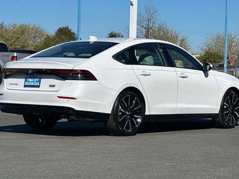 New 2026 Honda Accord Touring image 4