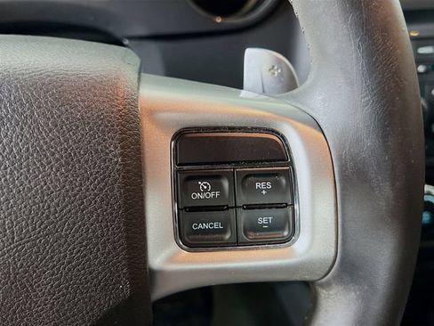 Used 2012 Dodge Challenger SXT Plus RWD image 31