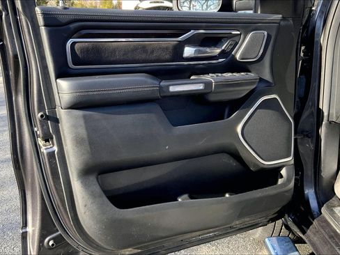Used 2022 RAM 1500 Laramie image 25