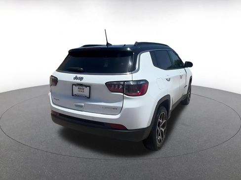 Used 2025 Jeep Compass Limited AWD/4WD image 15