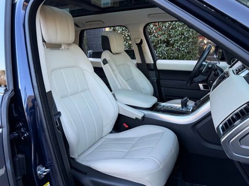 Used 2022 Land Rover Range Rover Sport HSE Dynamic image 34