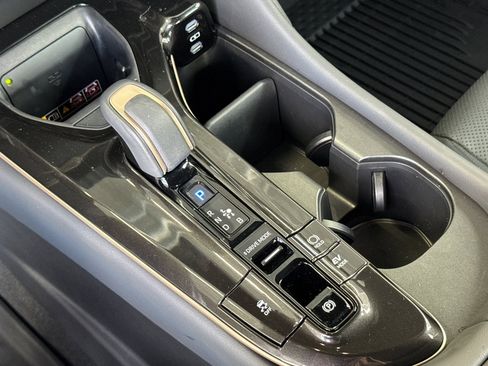 Certified 2026 Toyota Crown XLE image 20