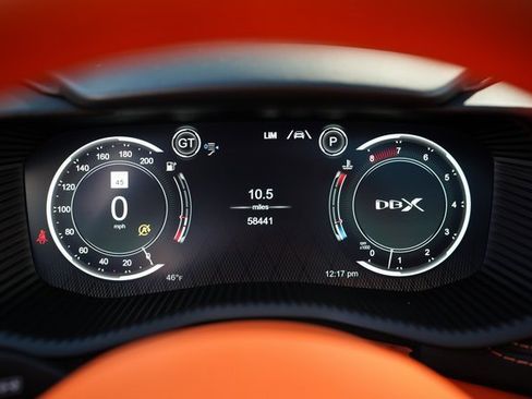 Used 2022 Aston Martin DBX image 27