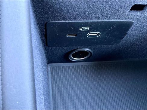 New 2026 Volvo XC90 T8 Plus w/ Protection Package image 23