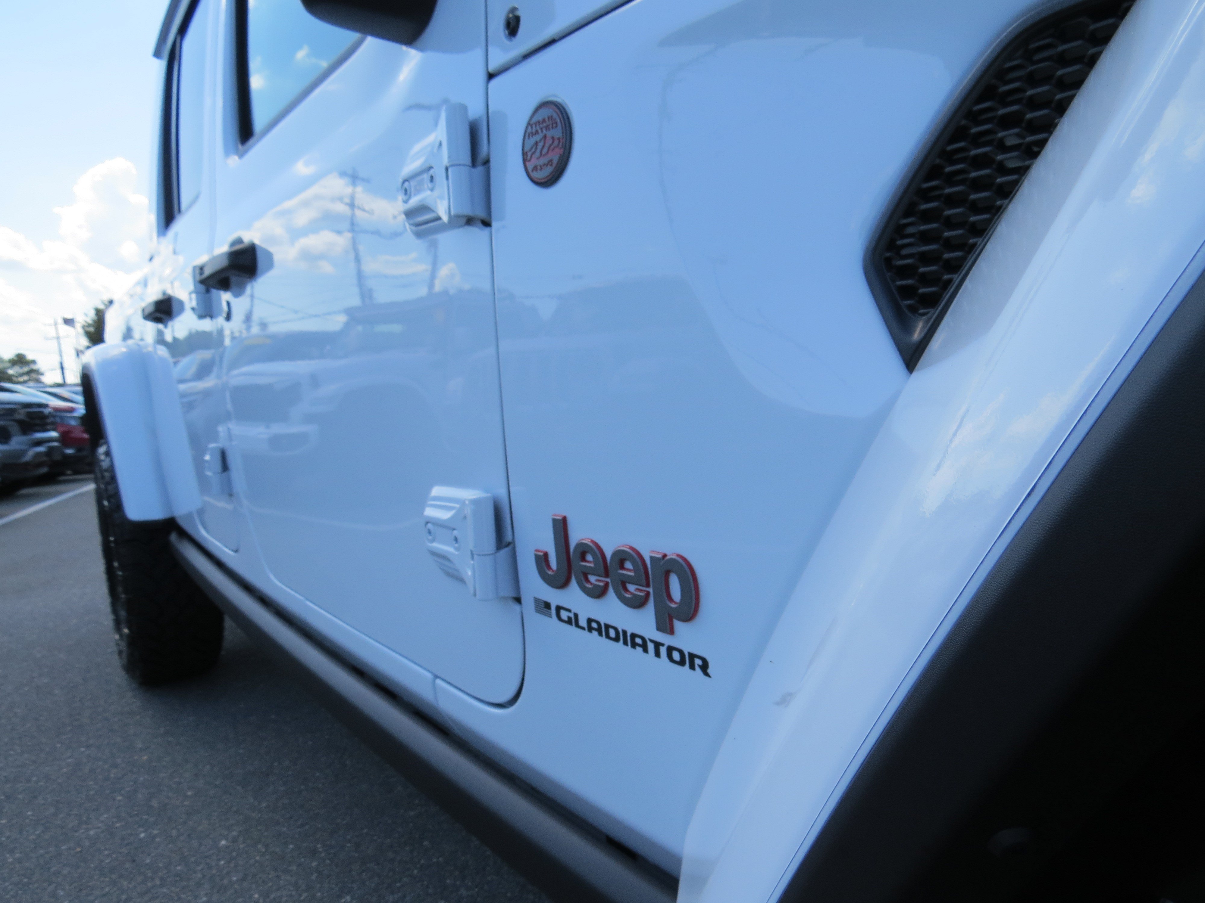 New 2026 Jeep Gladiator Rubicon AWD/4WD image 13