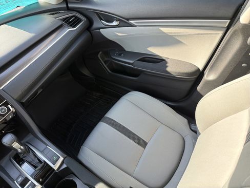 Used 2020 Honda Civic EX image 11
