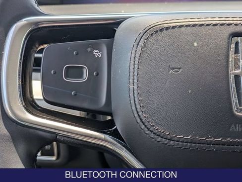 Used 2024 Lincoln Nautilus Reserve AWD/4WD image 19