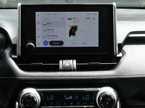 Certified 2025 Toyota RAV4 XLE AWD/4WD image 19