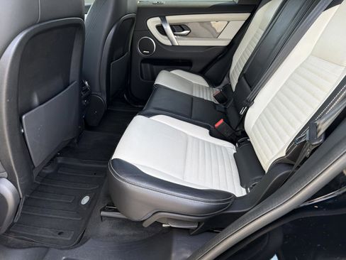 Used 2020 Land Rover Discovery Sport SE R-Dynamic image 22