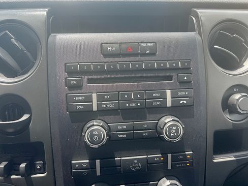 Used 2014 Ford F150 XL w/ Equipment Group 101A Mid RWD image 13