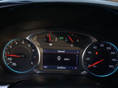 Used 2023 Chevrolet Traverse LT FWD image 23