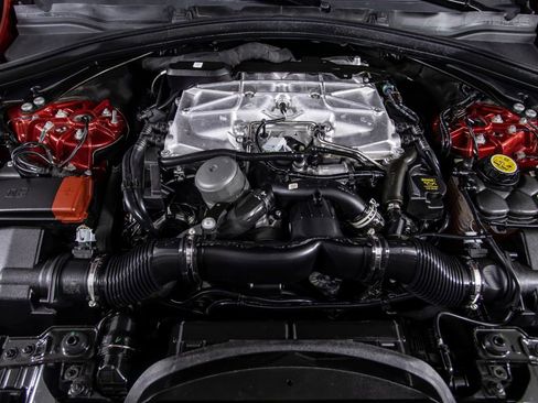 Used 2021 Jaguar F-PACE SVR image 50