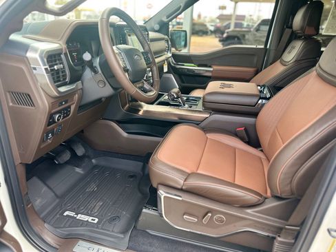 New 2025 Ford F150 King Ranch w/ FX4 Off-Road Package image 25