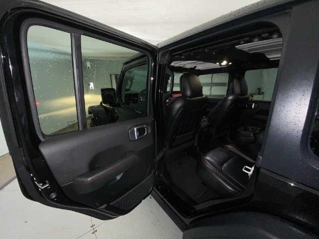 Used 2021 Jeep Wrangler Unlimited Rubicon AWD/4WD image 22