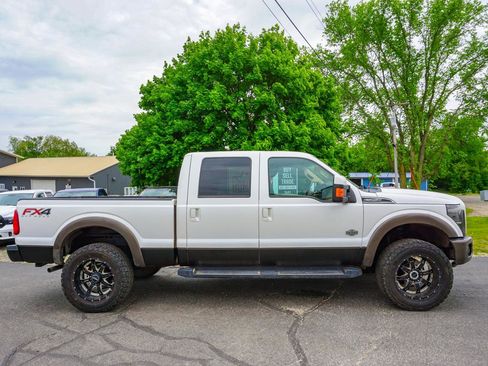 Used 2015 Ford F250 King Ranch w/ FX4 Off-Road Package AWD/4WD image 2