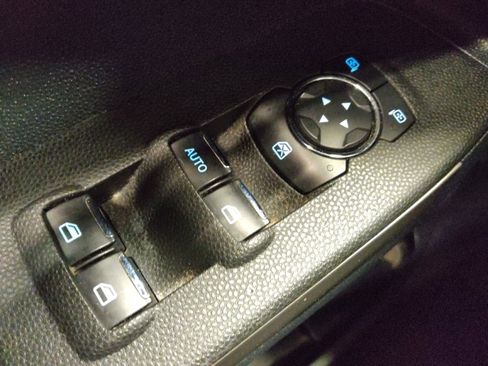 Used 2020 Ford EcoSport Titanium image 27