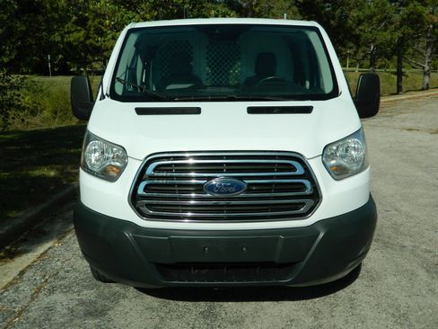 Used 2016 Ford Transit 250 130 Low Roof w/ Exterior Upgrade Package image 2