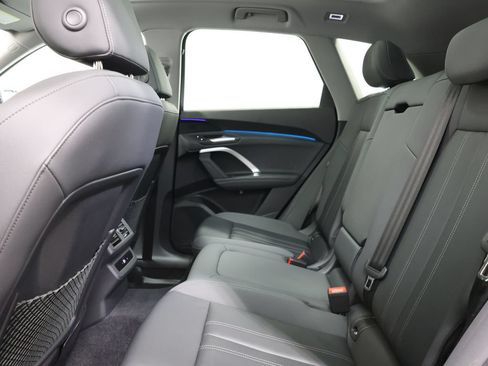 Used 2025 Audi Q5 Premium w/ Convenience Package AWD/4WD image 27