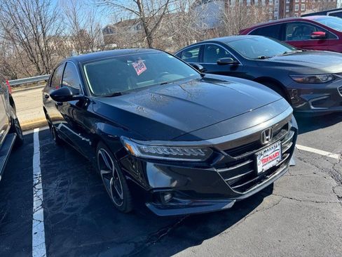 Used 2021 Honda Accord Sport Special Edition image 4