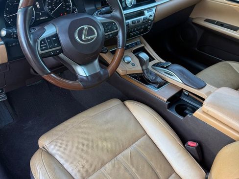 Used 2017 Lexus ES 350 image 5