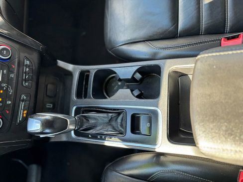 Used 2019 Ford Escape Titanium image 23