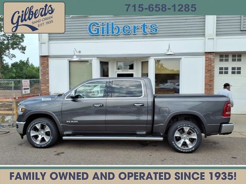 Used 2021 RAM 1500 Laramie AWD/4WD image 1