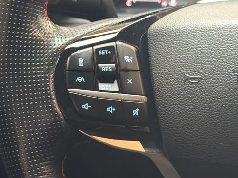 Used 2022 Ford Explorer ST-Line AWD/4WD image 23