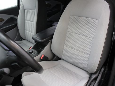 Used 2018 GMC Terrain SLE AWD/4WD image 16