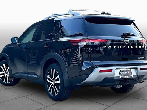 Certified 2025 Nissan Pathfinder Platinum FWD image 12