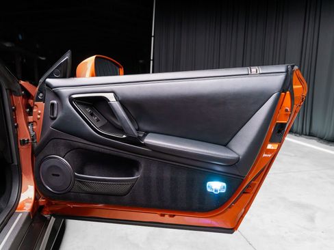 Used 2018 Nissan GT-R Premium image 62