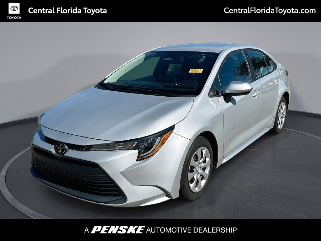 Used 2024 Toyota Corolla LE FWD image 1