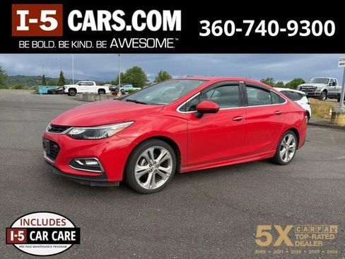 Used 2017 Chevrolet Cruze Premier FWD image 1