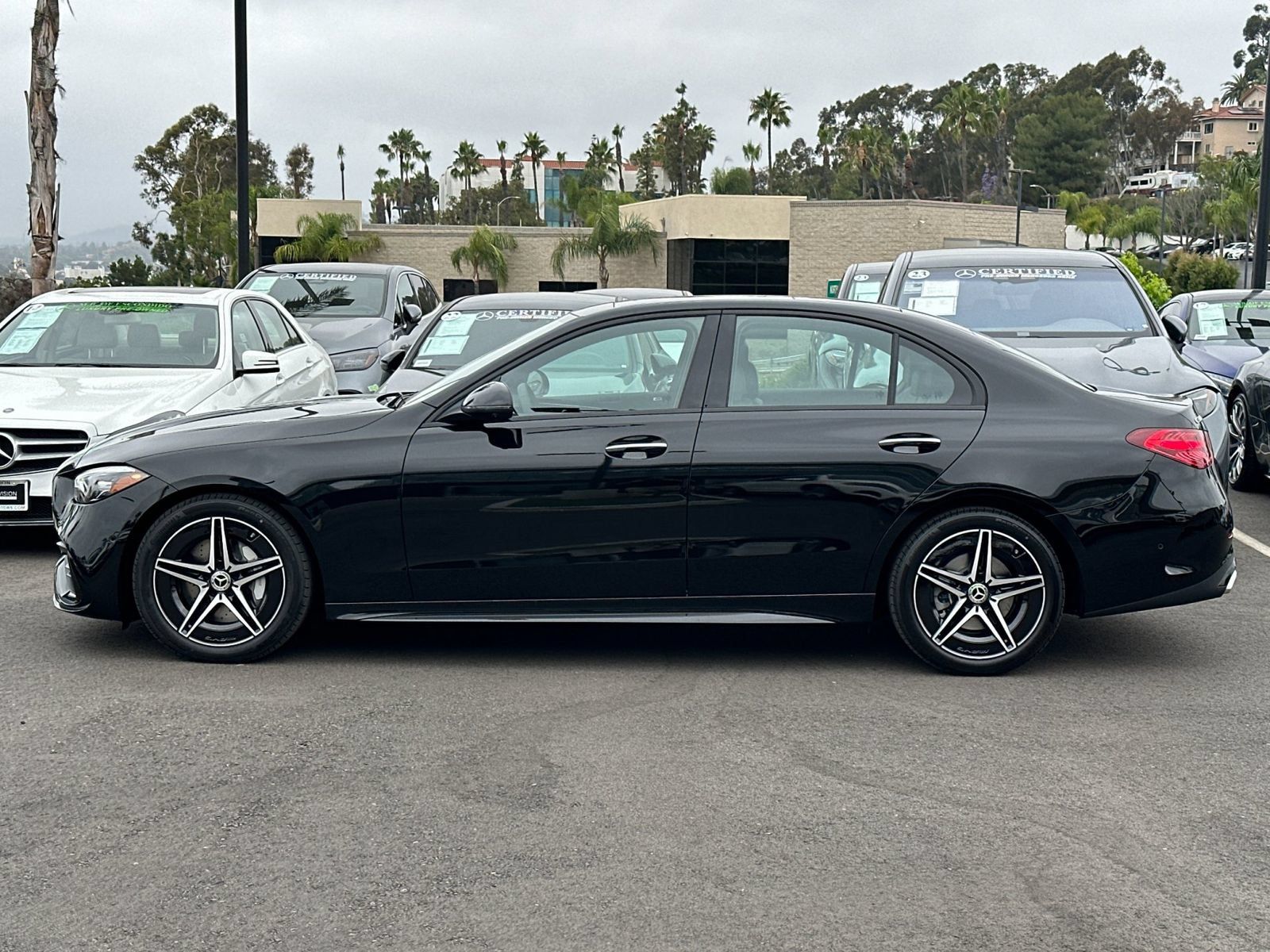 Used 2025 Mercedes-Benz C 300 4MATIC Sedan image 6