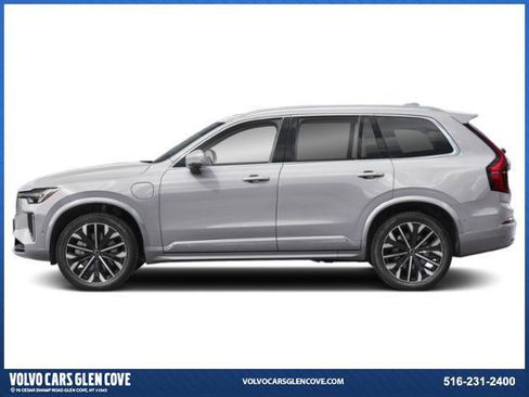 New 2026 Volvo XC90 T8 Ultra w/ Protection Package AWD/4WD image 3