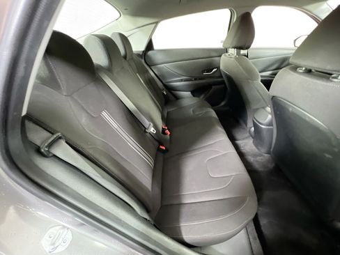 Used 2023 Hyundai Elantra SEL w/ Convenience Package FWD image 26
