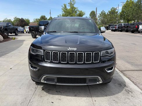 Used 2017 Jeep Grand Cherokee Limited w/ Luxury Group II AWD/4WD image 9