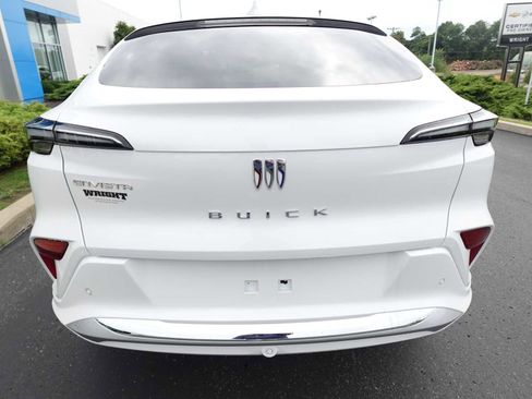 New 2026 Buick Envista Avenir FWD image 4
