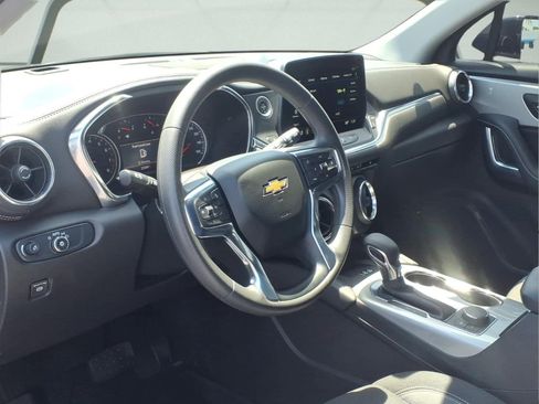 Used 2024 Chevrolet Blazer LT w/ Convenience Package FWD image 7