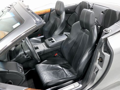 Used 2008 Aston Martin DB9 Volante RWD image 3