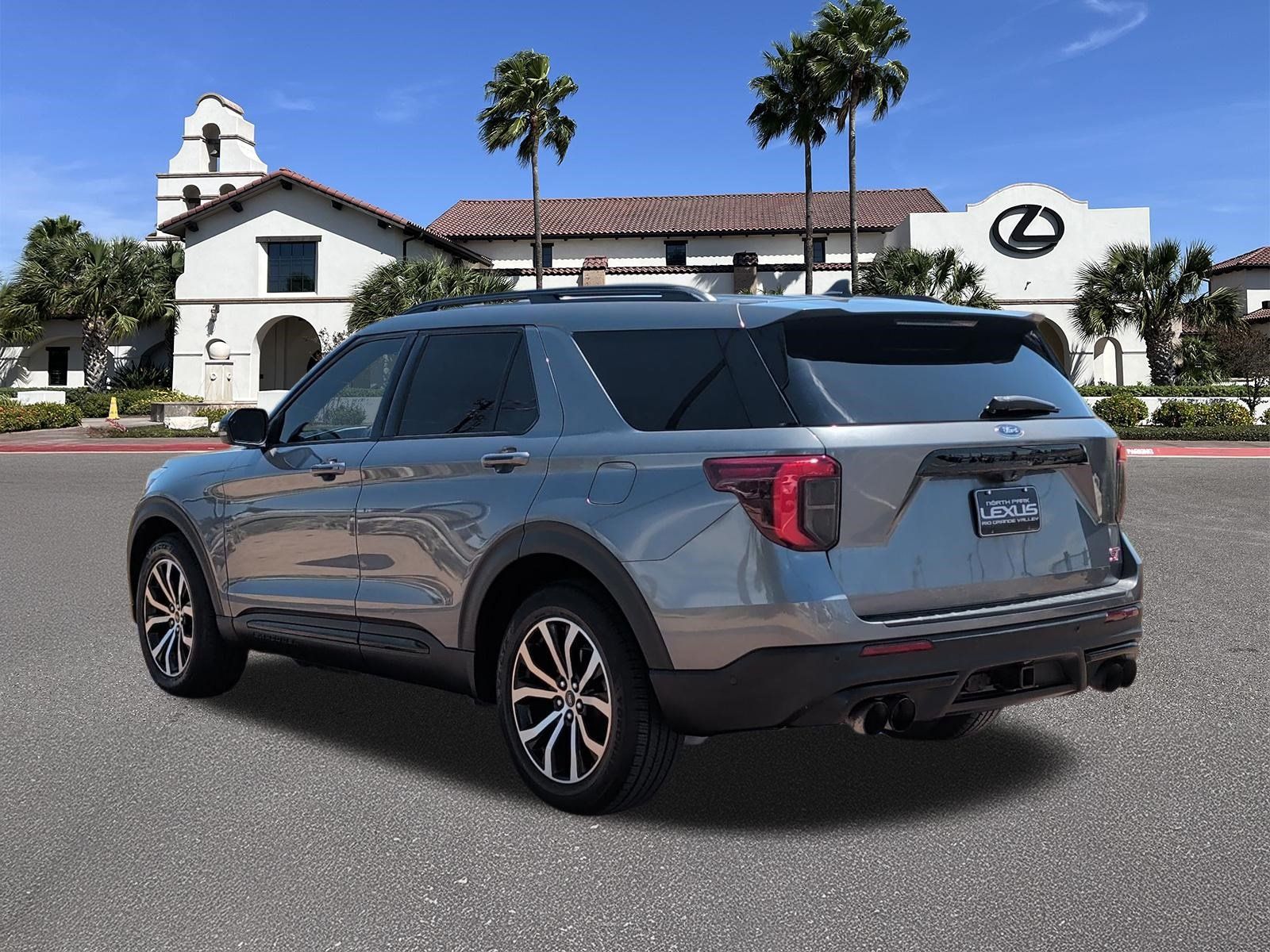 Used 2021 Ford Explorer ST w/ Equipment Group 401A AWD/4WD image 4